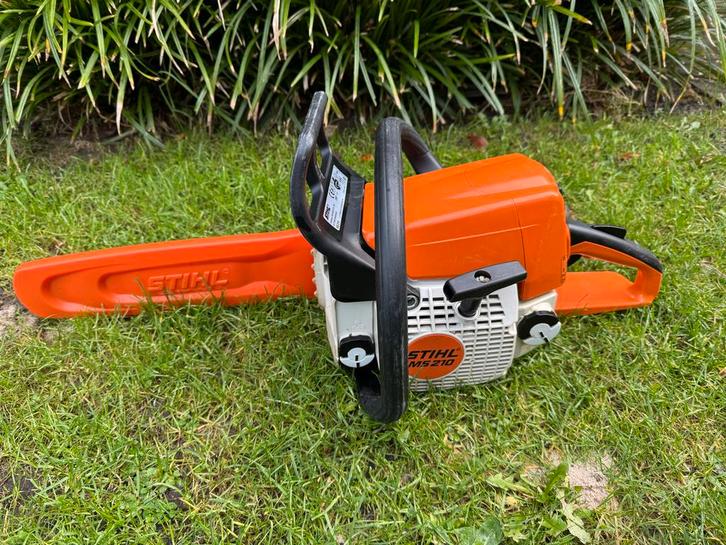Stihl MS 210, Tuin en Terras, Handzagen, Gebruikt, Boomzaag, Ophalen of Verzenden