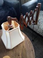 schaar wandlamp, Ophalen