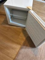 Vriezer, Witgoed en Apparatuur, Vriezers en Diepvrieskisten, Gebruikt, Minder dan 85 cm, Minder dan 60 cm, Ophalen