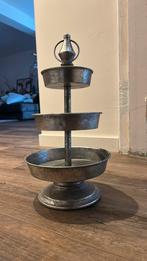 Zilvergrijze stalen etagere, Huis en Inrichting, Ophalen, Zo goed als nieuw