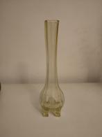 Antieke vaas van glas, Ophalen
