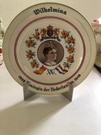 WILHELMINA BORD    5228, Verzamelen, Koninklijk Huis en Royalty, Ophalen of Verzenden, Gebruikt, Servies