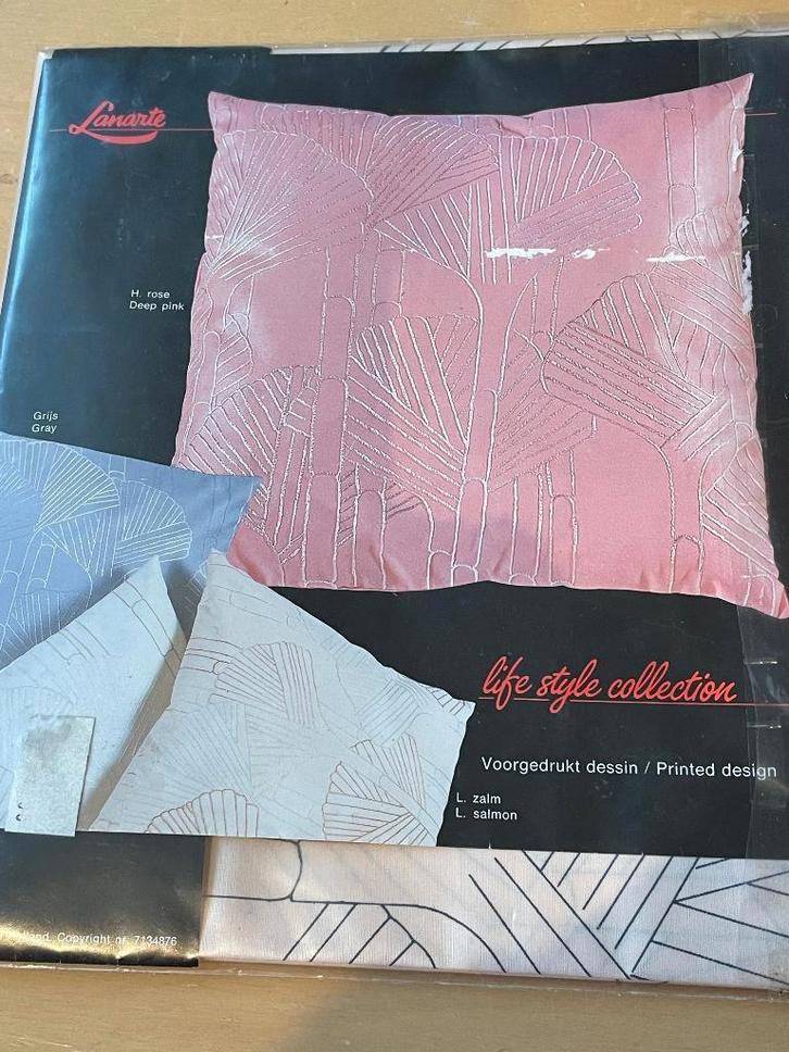 Borduurpakket Lanarte voor kussen,, Hobby en Vrije tijd, Borduren en Borduurmachines, Nieuw, Borduurpakket, Handborduren, Ophalen