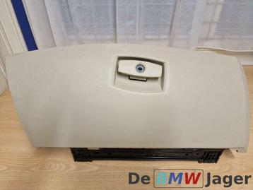 Dashboardkast klep BMW 5-serie E60 E61 & LCI 51166985279 beschikbaar voor biedingen