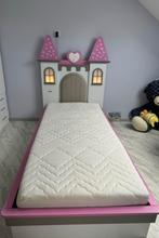 Prachtige kastelen bed met verlichting + bureau!, Kinderen en Baby's, 85 tot 100 cm, Verzenden, Zo goed als nieuw, Matras