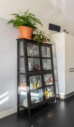 BePureHome Herritage Houten Kast Schuin Zwart, Huis en Inrichting, Kasten | Vitrinekasten, Ophalen, 50 tot 100 cm, 150 tot 200 cm