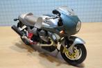 Moto Guzzi V11 le mans tenni 1:12 los, Hobby en Vrije tijd, Modelauto's | 1:5 tot 1:12, Zo goed als nieuw, 1:9 t/m 1:12, Motor