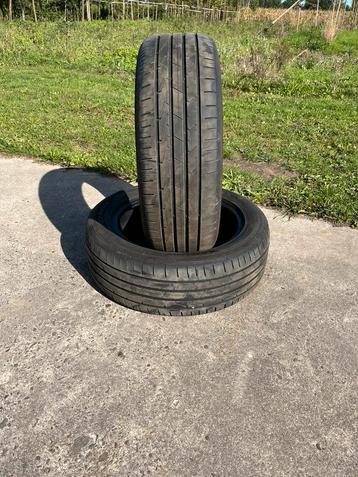 2x Hankook 215-55-17 98w Zomerband beschikbaar voor biedingen