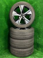 Originele 19 inch Volvo R-Design velgen winterbanden XC40, 19 inch, Sweden, Gebruikt, Banden en Velgen