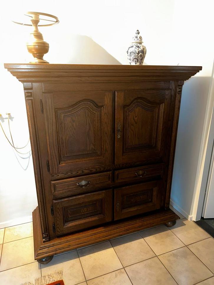 Massief eiken servieskast, Antiek en Kunst, Antiek | Meubels | Kasten, Ophalen