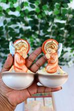 Vintage setje wijwatervont met een biddende jongen en meisje, Antiek en Kunst, Antiek | Porselein, Ophalen of Verzenden