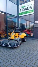 Stiga  park  zitmaaier  frontmaaier nieuw maaidek en motor, Ophalen of Verzenden, Zo goed als nieuw, 90 tot 120 cm