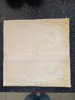 2 witte zakdoekjes, Ophalen of Verzenden