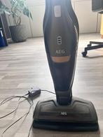 AEG stofzuiger en kruimeldief combo, Witgoed en Apparatuur, Ophalen, Stofzuiger, Zo goed als nieuw, Minder dan 1200 watt