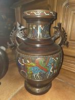 Cloisonne vaas brons griekse voorstelling, Antiek en Kunst, Antiek | Vazen, Ophalen of Verzenden