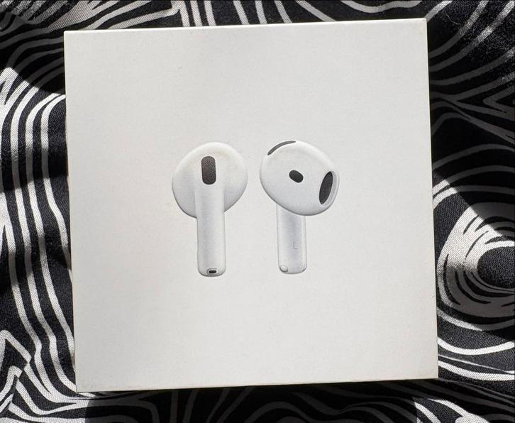 Apple AirPods 4 - als nieuw, Audio, Tv en Foto, Koptelefoons, Zo goed als nieuw, Op oor (supra aural), Overige merken, Draadloos