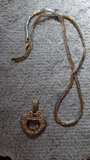 Zeer mooi gouden hart met koningsketting beschikbaar voor biedingen