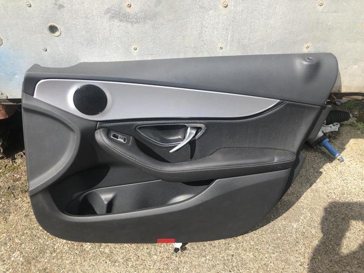 Rechtsvoor deurpaneel W205 C Klasse, Auto-onderdelen, Interieur en Bekleding, Mercedes-Benz, Gebruikt, Ophalen of Verzenden