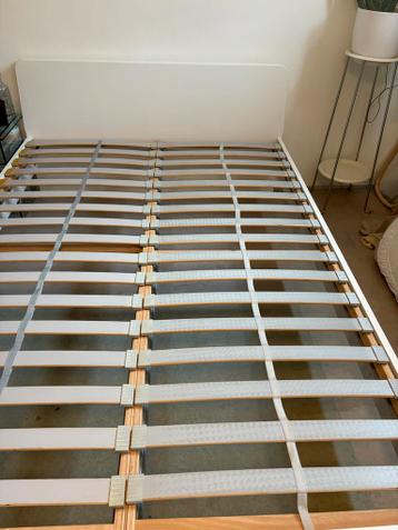 Ikea Bedframe 140x200 + Lattenbodem - afbeelding 2