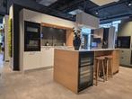 Kvik showroom keuken Veda White + Light Oak prijs verlaagd!!, Ophalen, Overige kleuren, Nieuw, Enkelwandige keuken