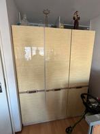 GRATIS Kledingkast, en nachtkast meer dan 60 jaar oud, Ophalen, Zo goed als nieuw