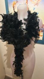 Nieuw zwarte boa, Kleding | Dames, Carnavalskleding en Feestkleding, Ophalen of Verzenden, Nieuw, Overige thema's, Accessoires