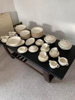 Vintage servies voor kerst, Huis en Inrichting, Keuken | Servies, Ophalen, Gebruikt, Overige stijlen, Compleet servies