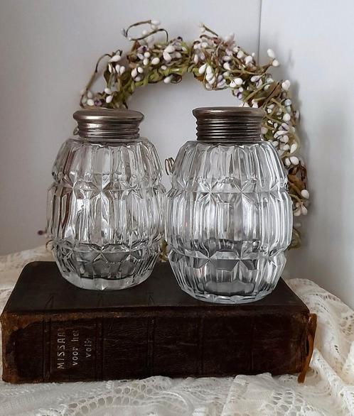 Twee grote strooiers, Antiek en Kunst, Antiek | Glas en Kristal, Ophalen of Verzenden