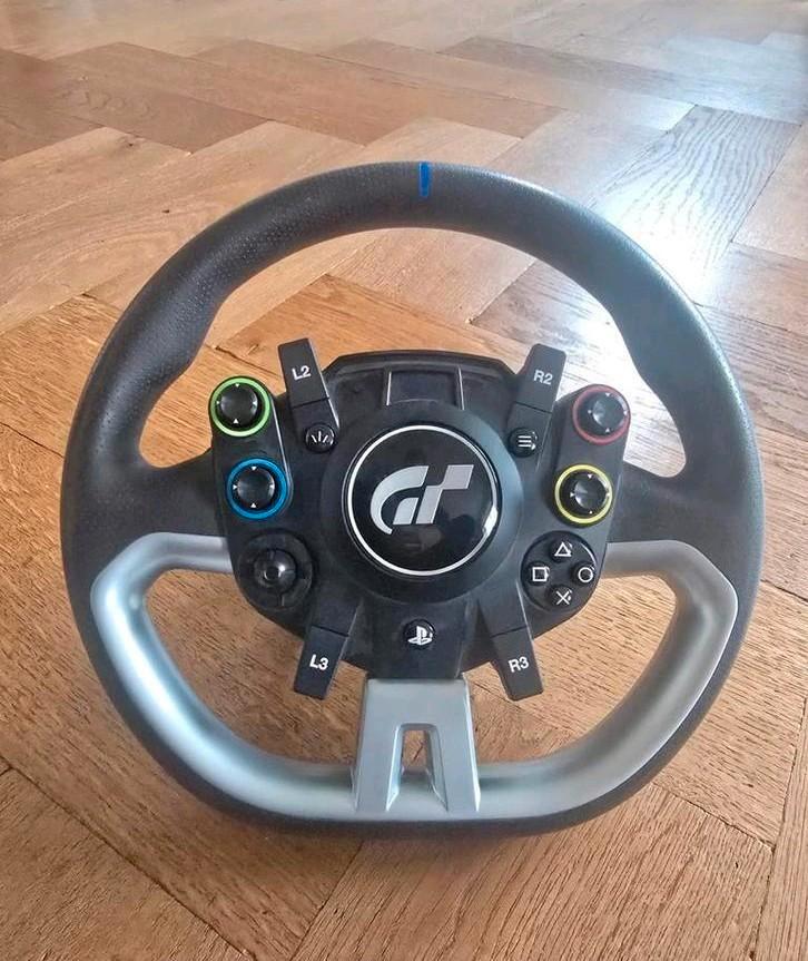 Fanatec GT DD Pro Stuur - Gran Turismo 7, Spelcomputers en Games, Spelcomputers | Sony PlayStation Consoles | Accessoires, Zo goed als nieuw