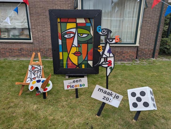 Tuinversiering feestweek, Hobby en Vrije tijd, Feestartikelen, Zo goed als nieuw, Versiering, Overige, Ophalen of Verzenden