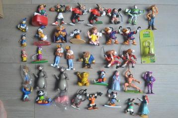 Verzameling van 39 oude Walt Disney figuurtjes beschikbaar voor biedingen