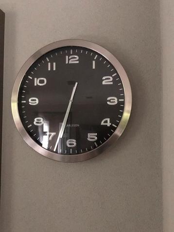 Karlsson wandklok beschikbaar voor biedingen