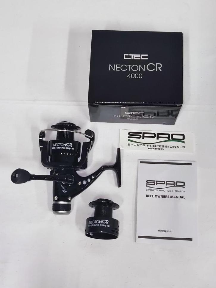 Spro Necton CR 4000 Molen Zwart 2-Lagers + Res Spoel - Nieuw, Watersport en Boten, Hengelsport | Roofvissen, Nieuw, Molen, Ophalen of Verzenden