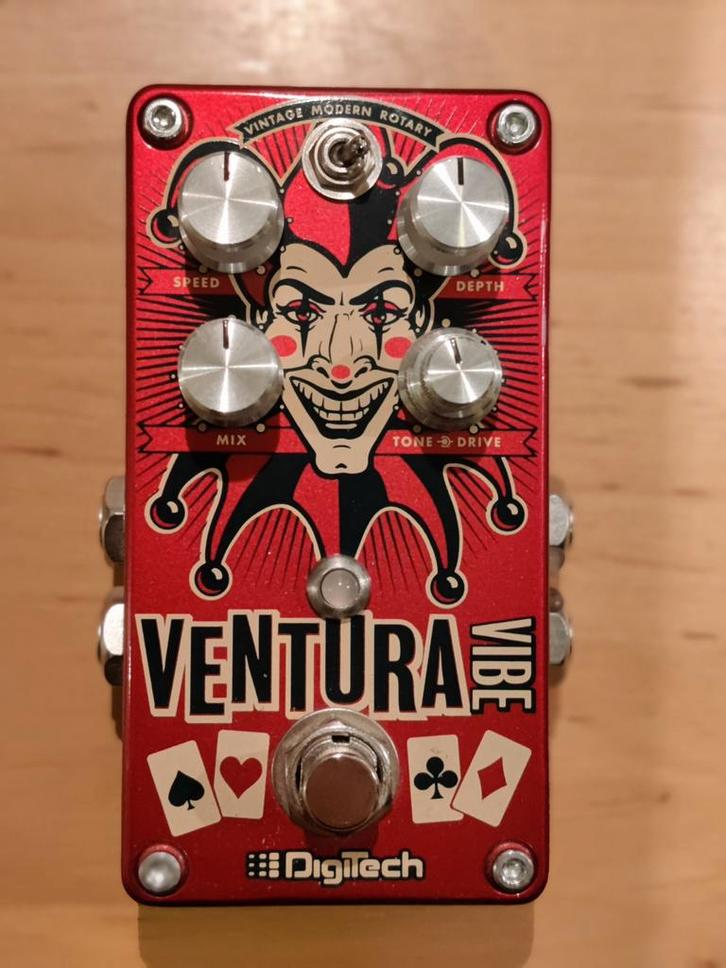 Digitech Ventura Vipe Rotary/Vibrato pedal, Muziek en Instrumenten, Effecten, Zo goed als nieuw, Overige typen, Ophalen of Verzenden