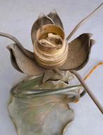 Om1925 Art Deco Nouveau Waterlelie Blad Bloem Lamp Tafellamp, Antiek en Kunst, Antiek | Lampen, Ophalen of Verzenden