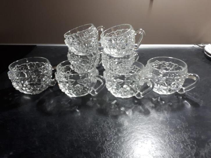 Prachtige grote bowlpot met 8 glazen en 1 kristallen karaf, Huis en Inrichting, Keuken | Bestek, Nieuw, Overige materialen, Ophalen of Verzenden