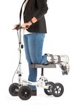 Mobi-Roll knee scooter walking aid, Diversen, 16 km/u of meer, Gebruikt, Verzenden