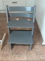 Twee stuks Meegroeistoel - Stokke Tripp Trapp, Ophalen, Gebruikt, Meegroeistoel, Gordel(s)