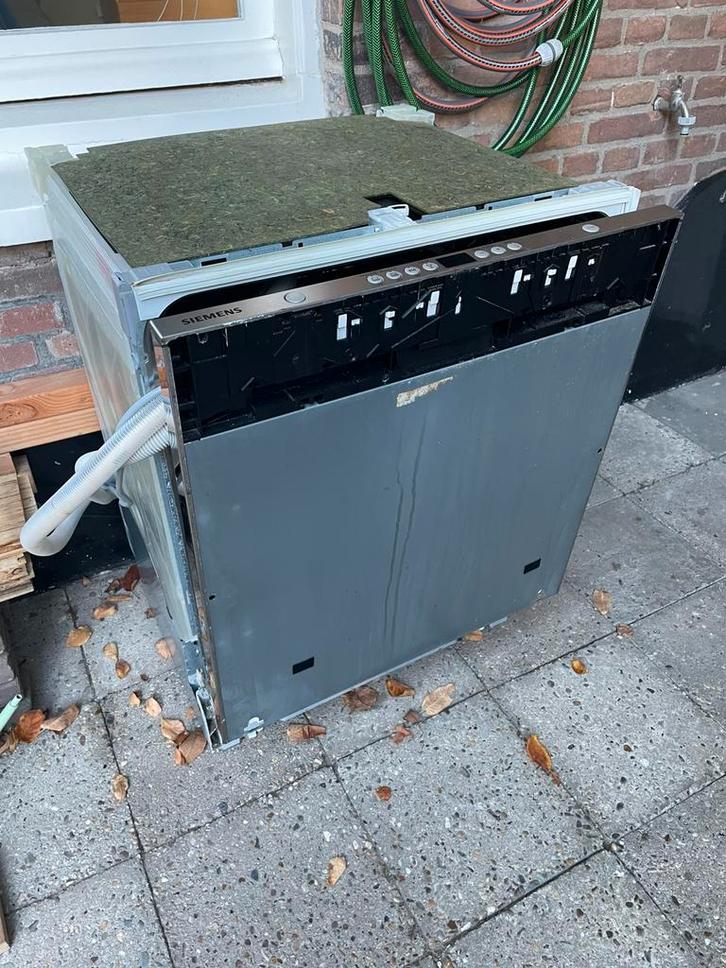 Siemens vaatwasser inbouw 60cm 11 jaar oud, Witgoed en Apparatuur, Vaatwasmachines, Gebruikt, Inbouw, Minder dan 85 cm, 45 tot 60 cm