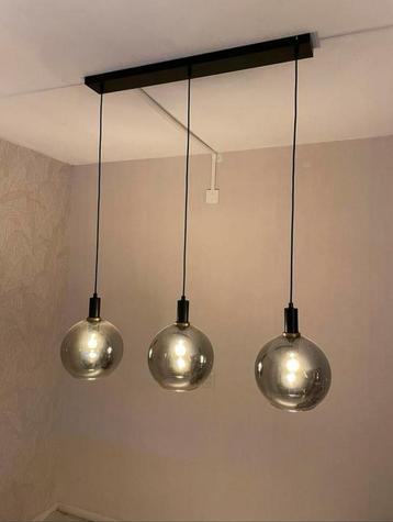 Eetkamer hanglamp beschikbaar voor biedingen
