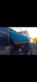 Motorboot met voor en achter kajuit, Watersport en Boten, Gebruikt, Staal, Diesel, Ophalen of Verzenden