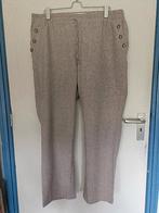 Een beige gesieperde broek met elastiek in de taille., Kleding | Dames, Broeken en Pantalons, Beige, Maat 46/48 (XL) of groter