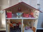 Poppenhuis/ Barbiehuis met diverse accessoires, Kinderen en Baby's, Speelgoed | Poppenhuizen, Gebruikt, Ophalen of Verzenden