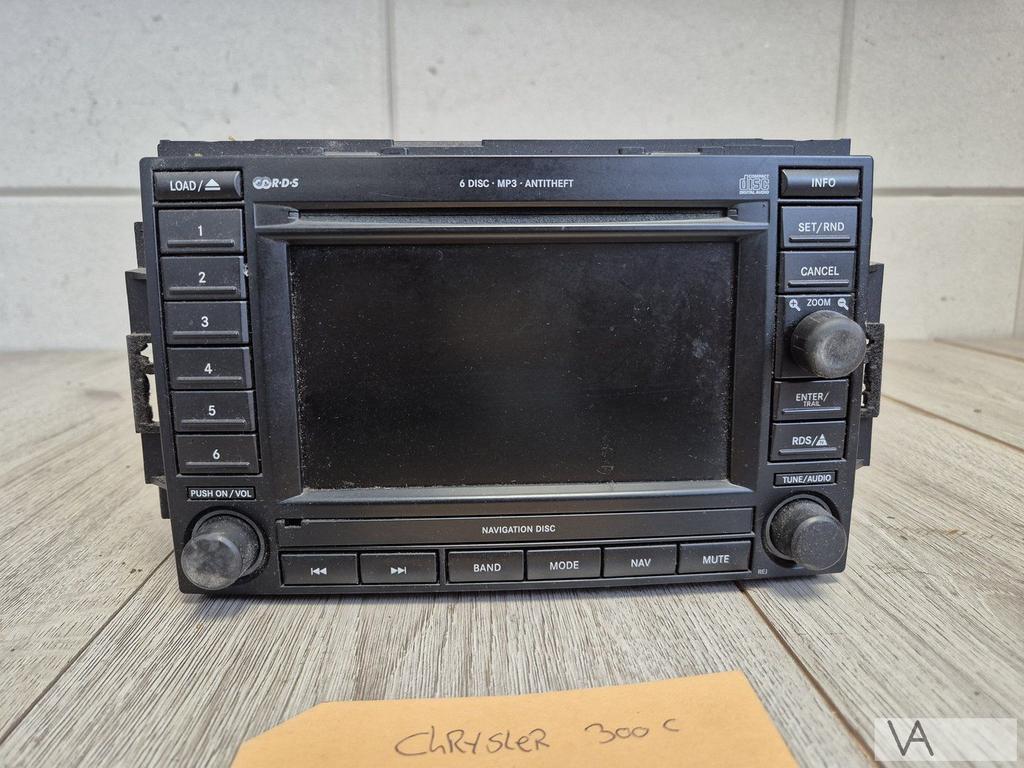 Chrysler 300c 300 c 2004 - 2010 radio navigatie unit €200, Ophalen of Verzenden, Gebruikt, Chrysler