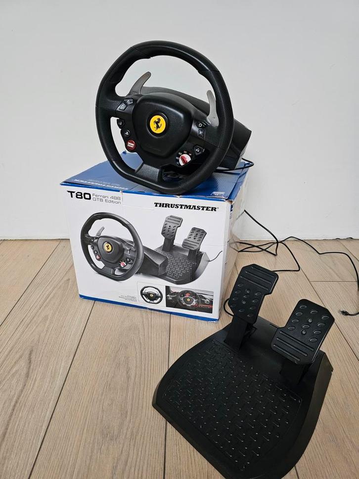 Thrustmaster T80 Ferrari 488 GTB Stuur + Pedalen, Spelcomputers en Games, Spelcomputers | Overige, Zo goed als nieuw, Ophalen of Verzenden