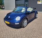 Volkswagen New Beetle Cabriolet 1.6 Airc,APK06/25 Nieuwe kap, Auto's, Volkswagen, Stof, Gebruikt, 4 cilinders, Cabriolet