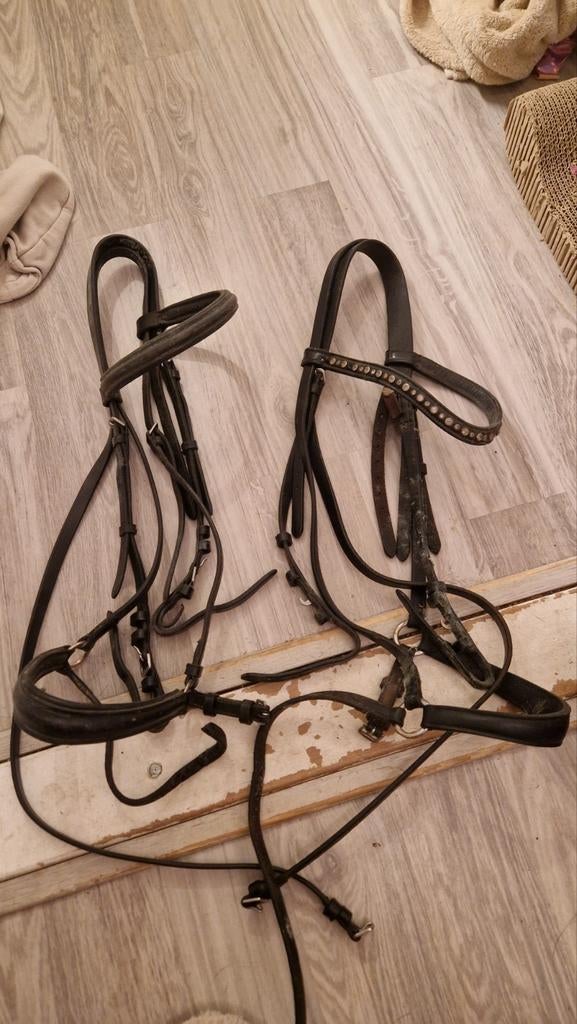 2x grote cob/full hoofdstel met lage neusriem, Dieren en Toebehoren, Paarden en Pony's | Hoofdstellen en Tuigage, Ophalen, Dressuur