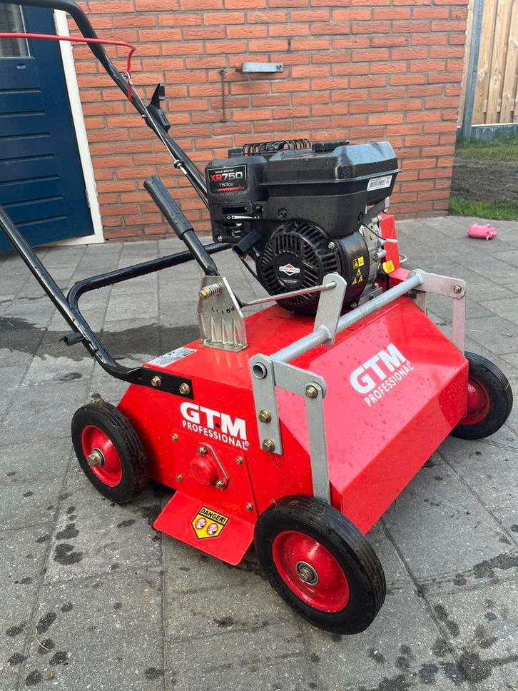 Verticuteermachine TE HUUR!, Tuin en Terras, Verticuteermachines, Gebruikt, Benzine, Ophalen
