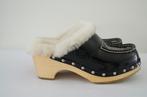 UGG’s klompjes, Kleding | Dames, Schoenen, Ophalen of Verzenden, Zo goed als nieuw, Zwart
