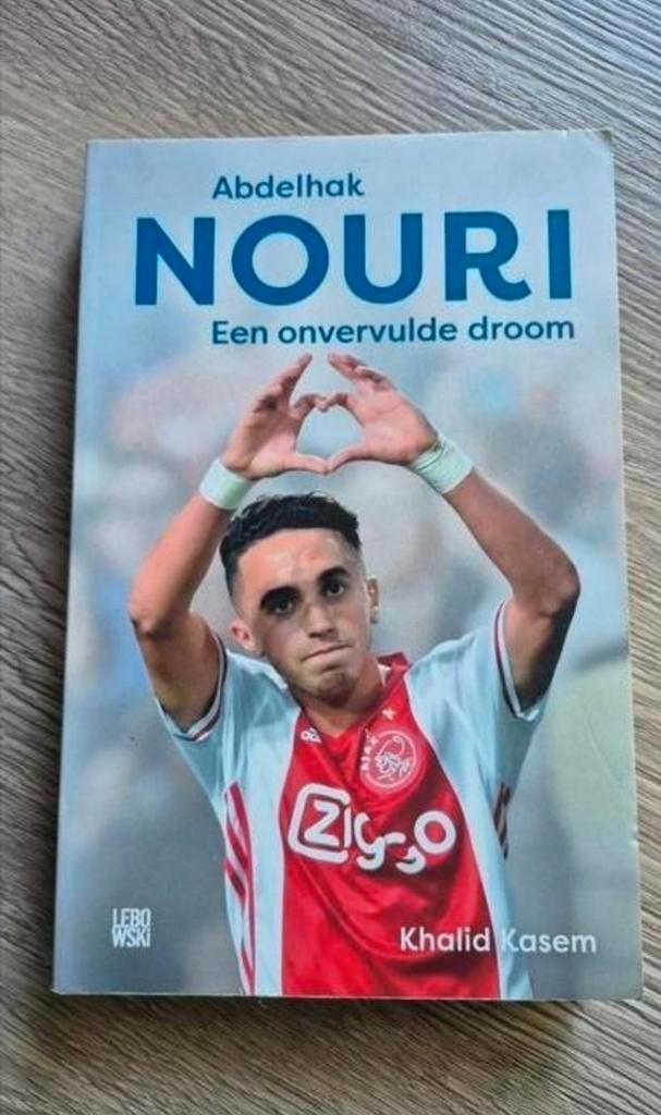 Sportboek Nouri Een onvervulde droom, Boeken, Sportboeken, Gelezen, Balsport, Ophalen